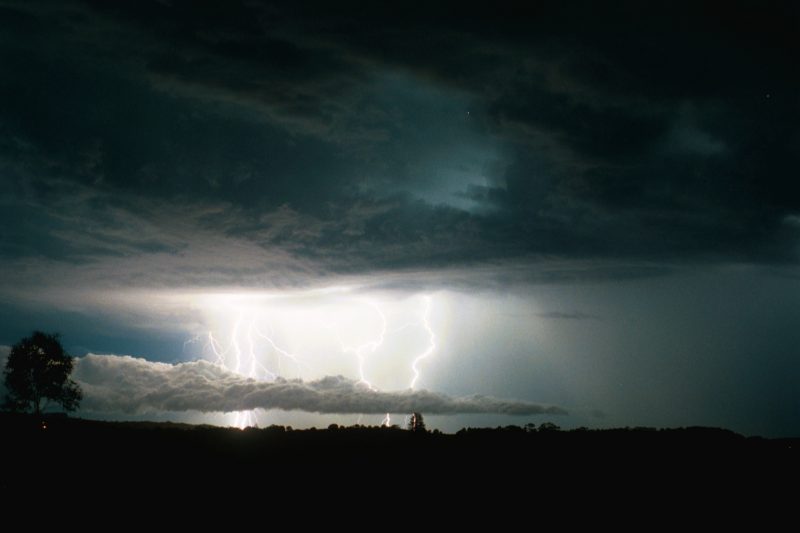 lightning lightning_bolts : Alstonville, NSW   8 January 2003