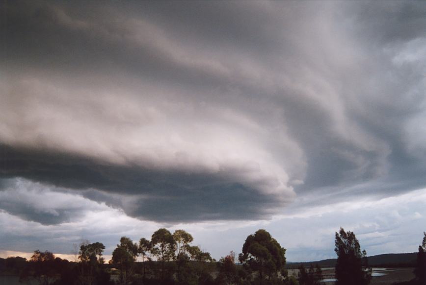 shelfcloud shelf_cloud : Karuah, NSW   20 March 2003