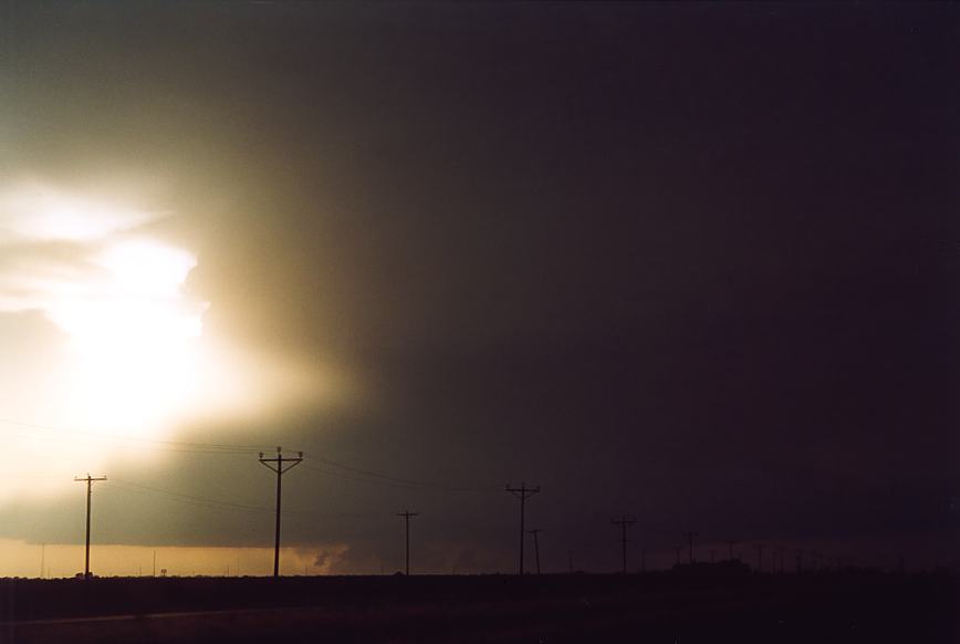 thunderstorm cumulonimbus_incus : Littlefield, Texas, USA   3 June 2003