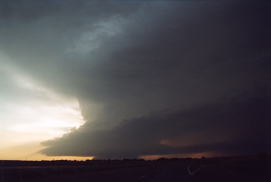 wallcloud thunderstorm_wall_cloud : Littlefield, Texas, USA   3 June 2003