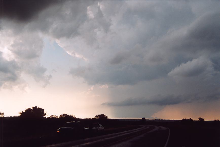 cumulonimbus supercell_thunderstorm : E of Newcastle, Texas, USA   12 June 2003