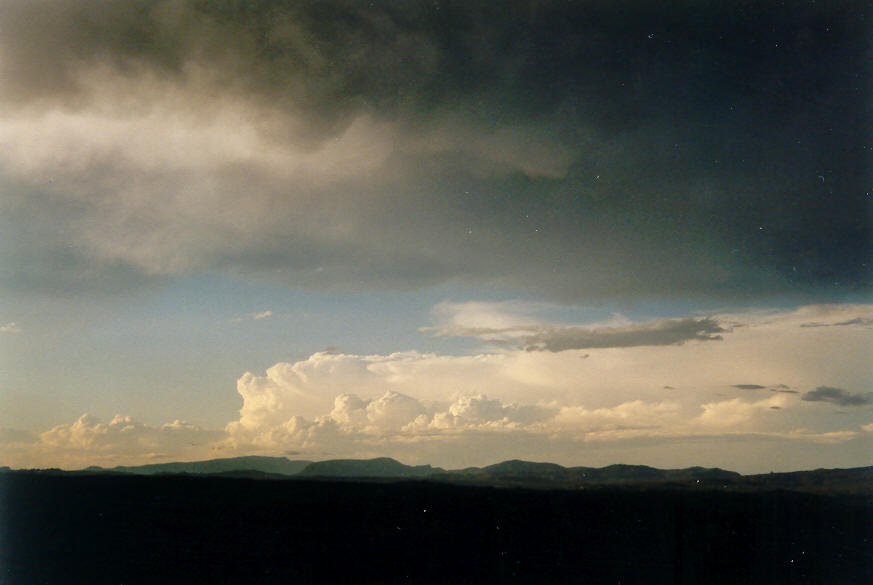 thunderstorm cumulonimbus_incus : McLeans Ridges, NSW   26 January 2004