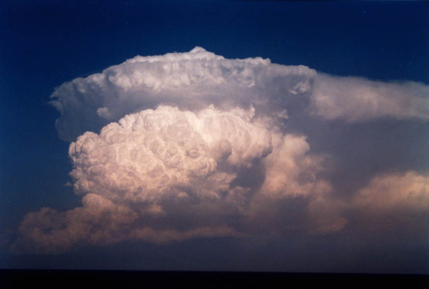 thunderstorm cumulonimbus_incus : near Manly, NSW   30 January 2004