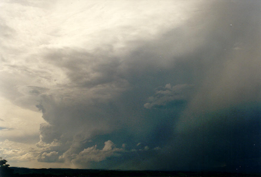 thunderstorm cumulonimbus_incus : McLeans Ridges, NSW   30 January 2004