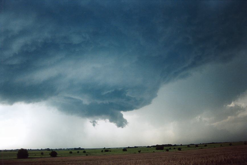 favourites jimmy_deguara : SW of Hereford, Nebraska, USA   24 May 2004