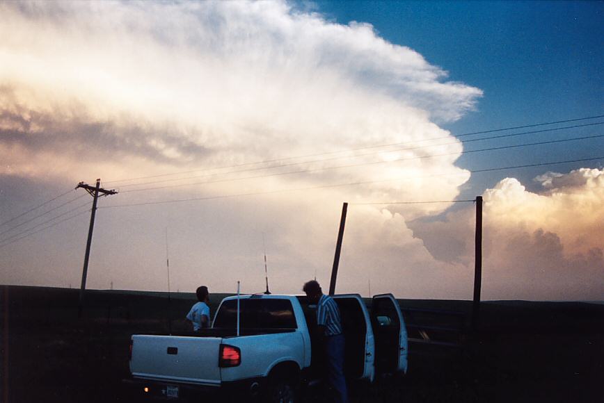 sunset sunset_pictures : NW of Topeka, Kansas, USA   24 May 2004