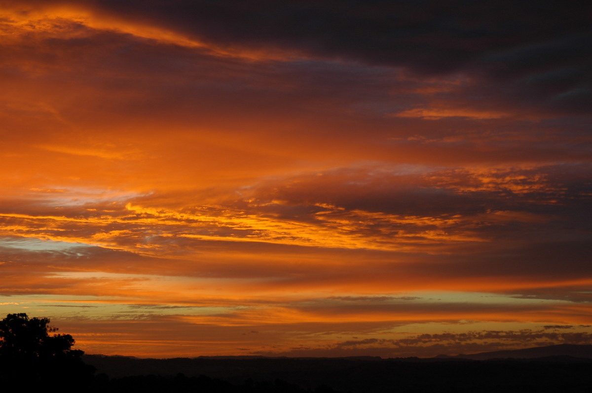 sunset sunset_pictures : McLeans Ridges, NSW   25 July 2004