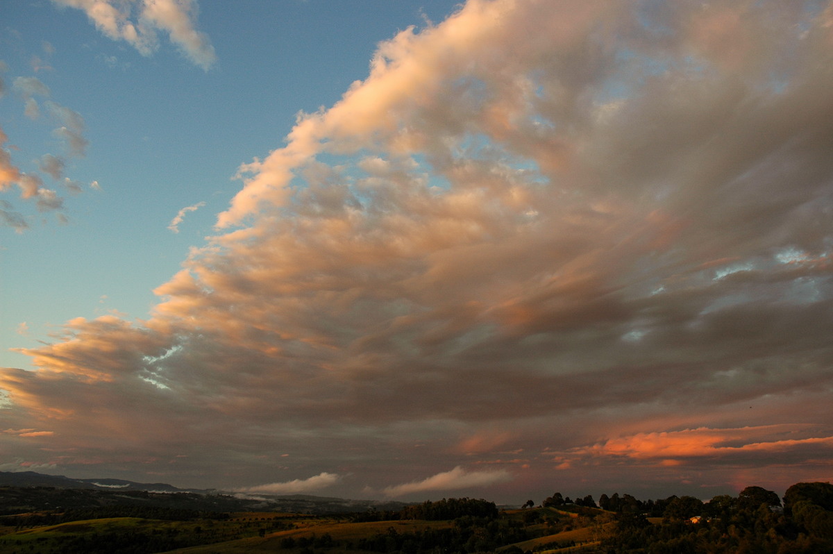 altostratus altostratus_cloud : McLeans Ridges, NSW   9 September 2004