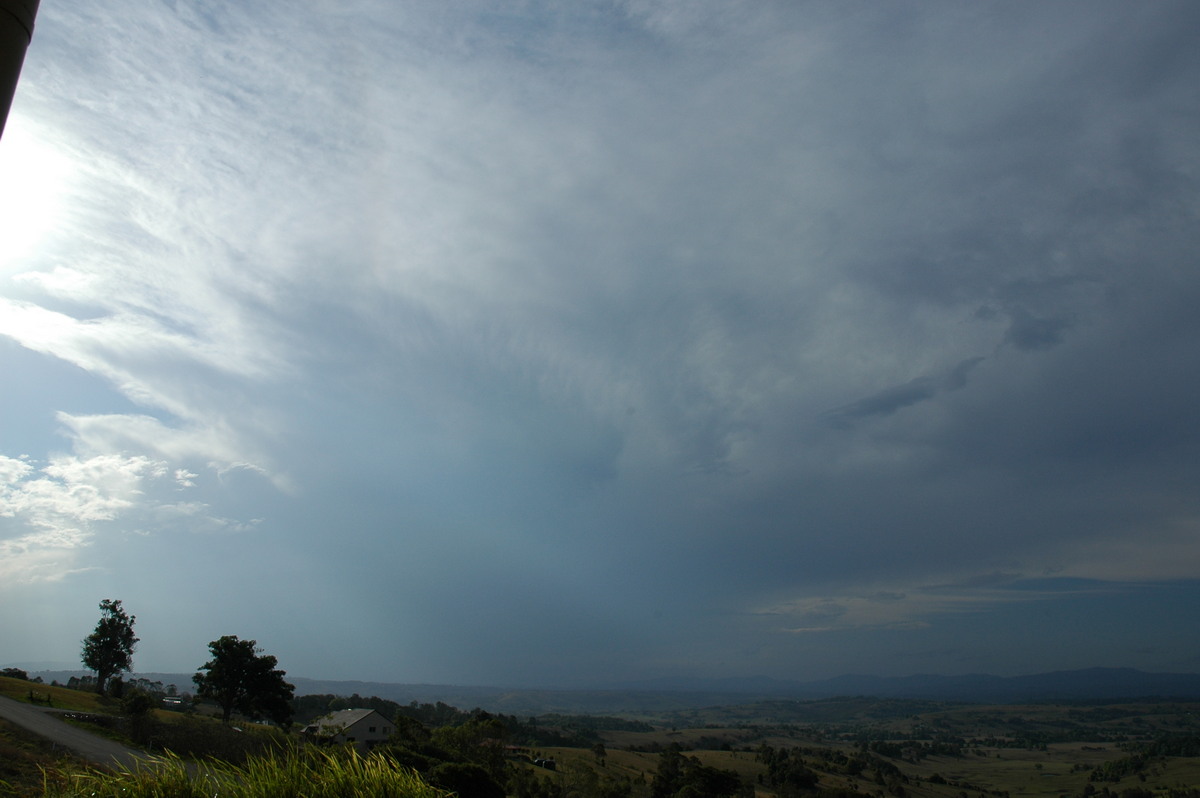 anvil thunderstorm_anvils : McLeans Ridges, NSW   1 October 2004