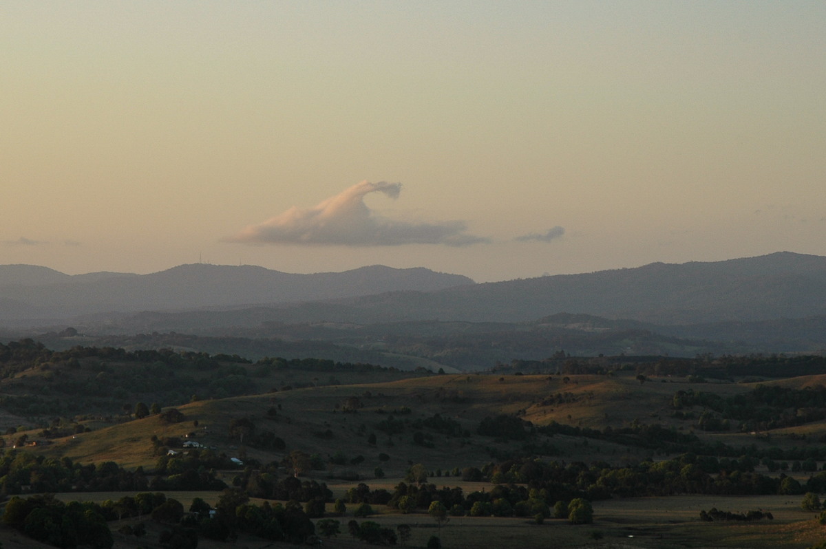 cumulus humilis : McLeans Ridges, NSW   7 October 2004