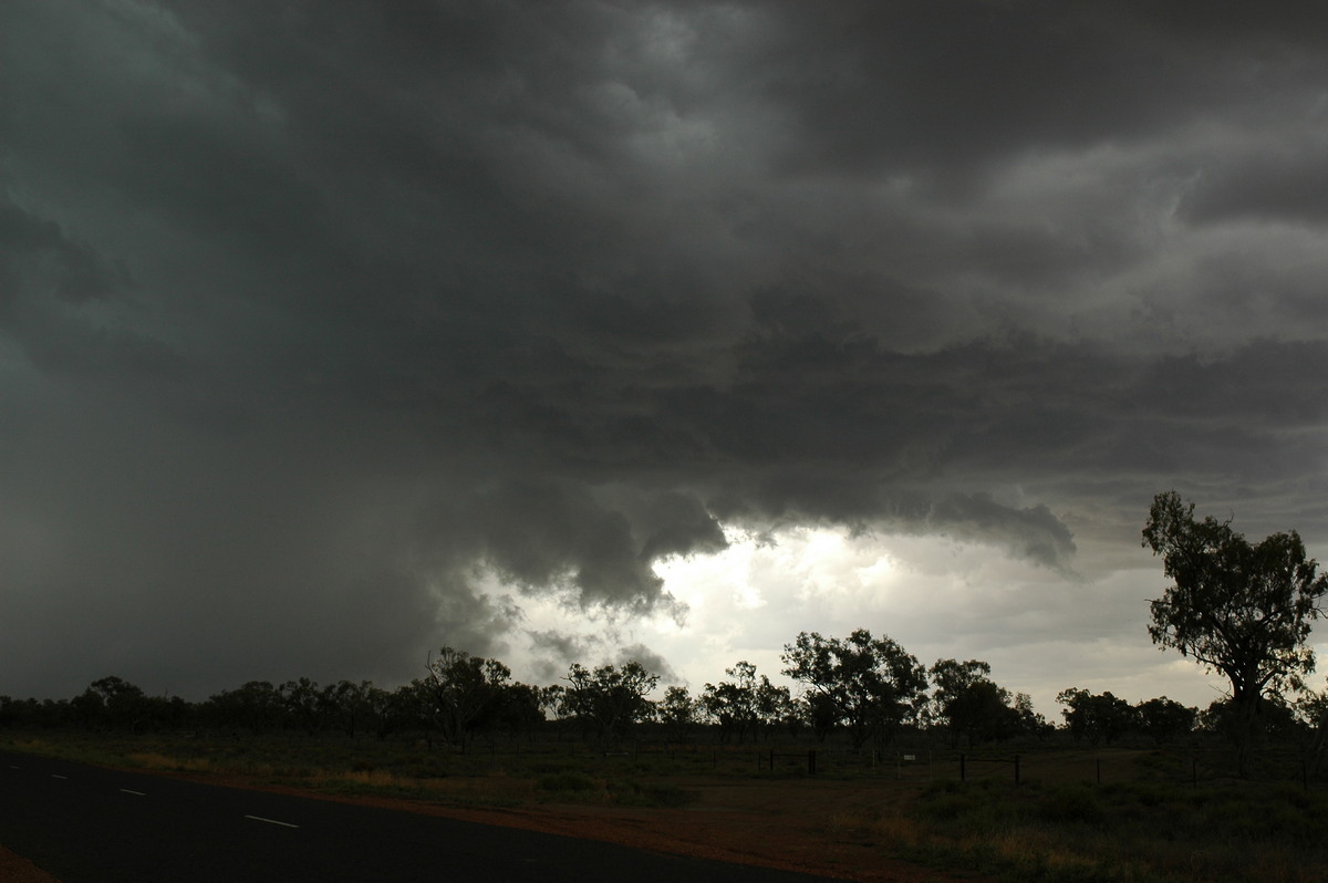 wallcloud thunderstorm_wall_cloud : W of Walgett, NSW   8 December 2004