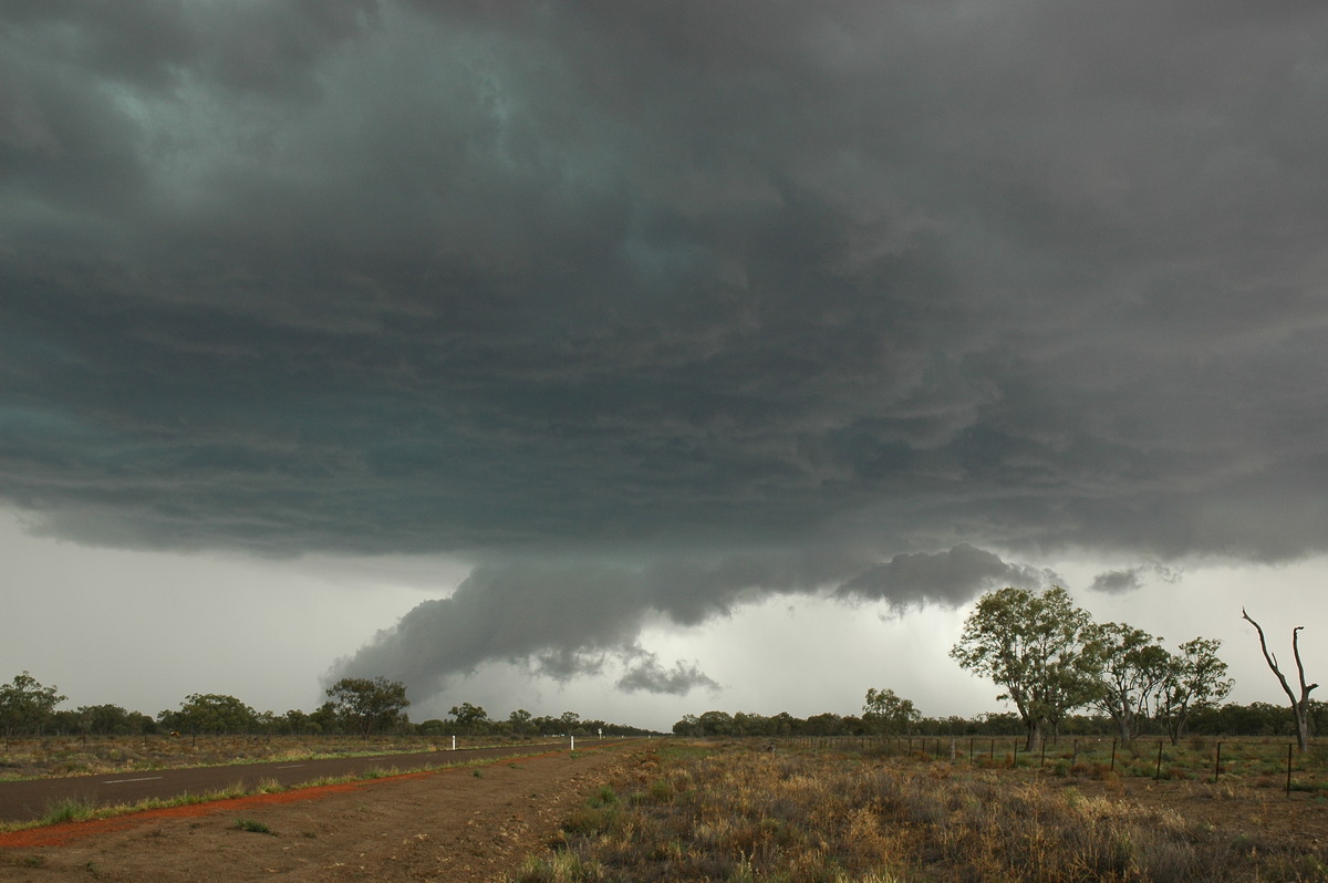 cumulonimbus thunderstorm_base : W of Walgett, NSW   8 December 2004