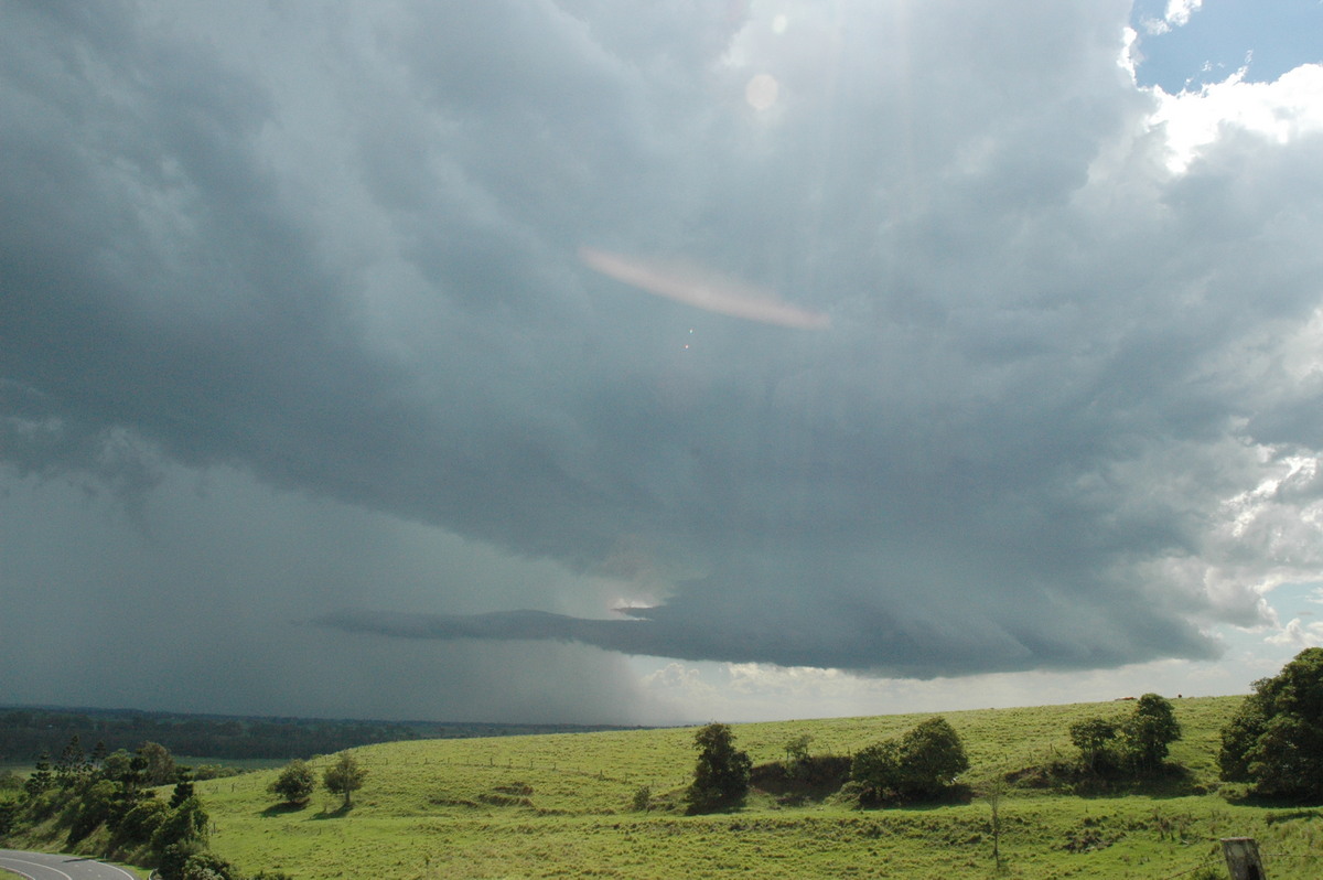 cumulonimbus thunderstorm_base : Parrots Nest, NSW   13 December 2004