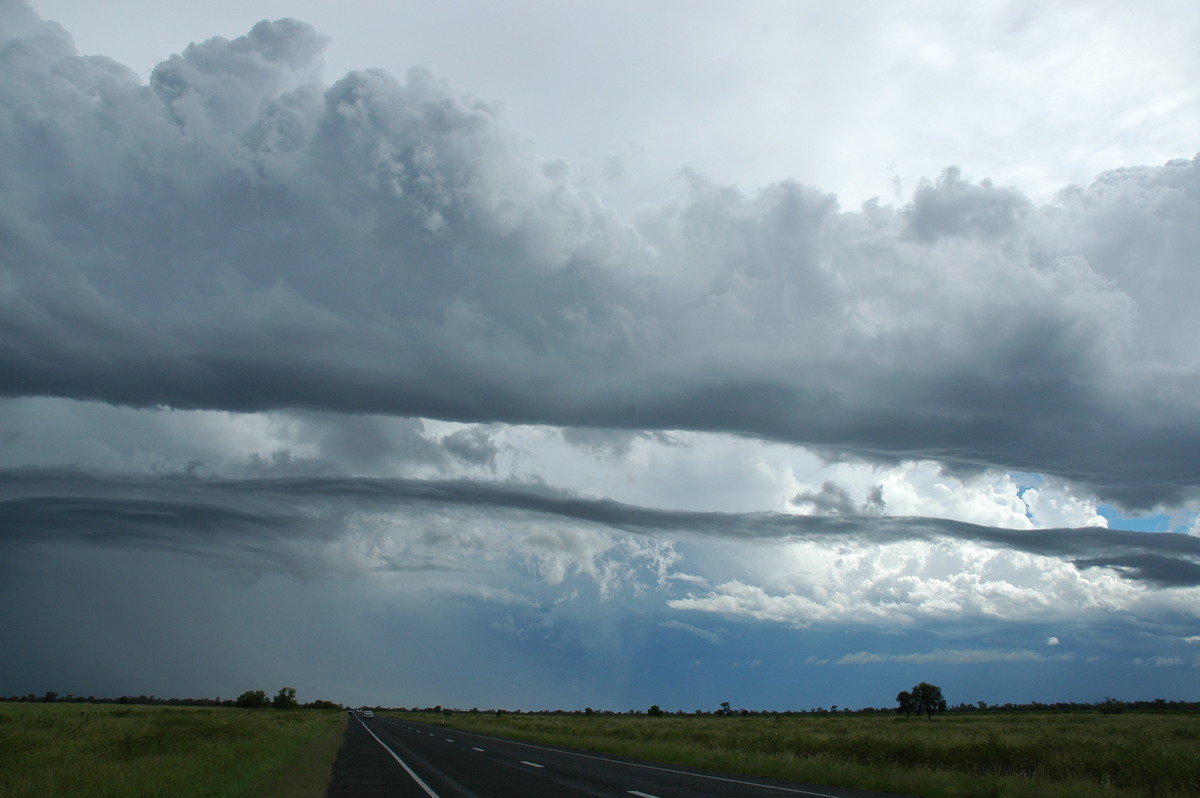 rollcloud roll_cloud : near Moree, NSW   27 December 2004