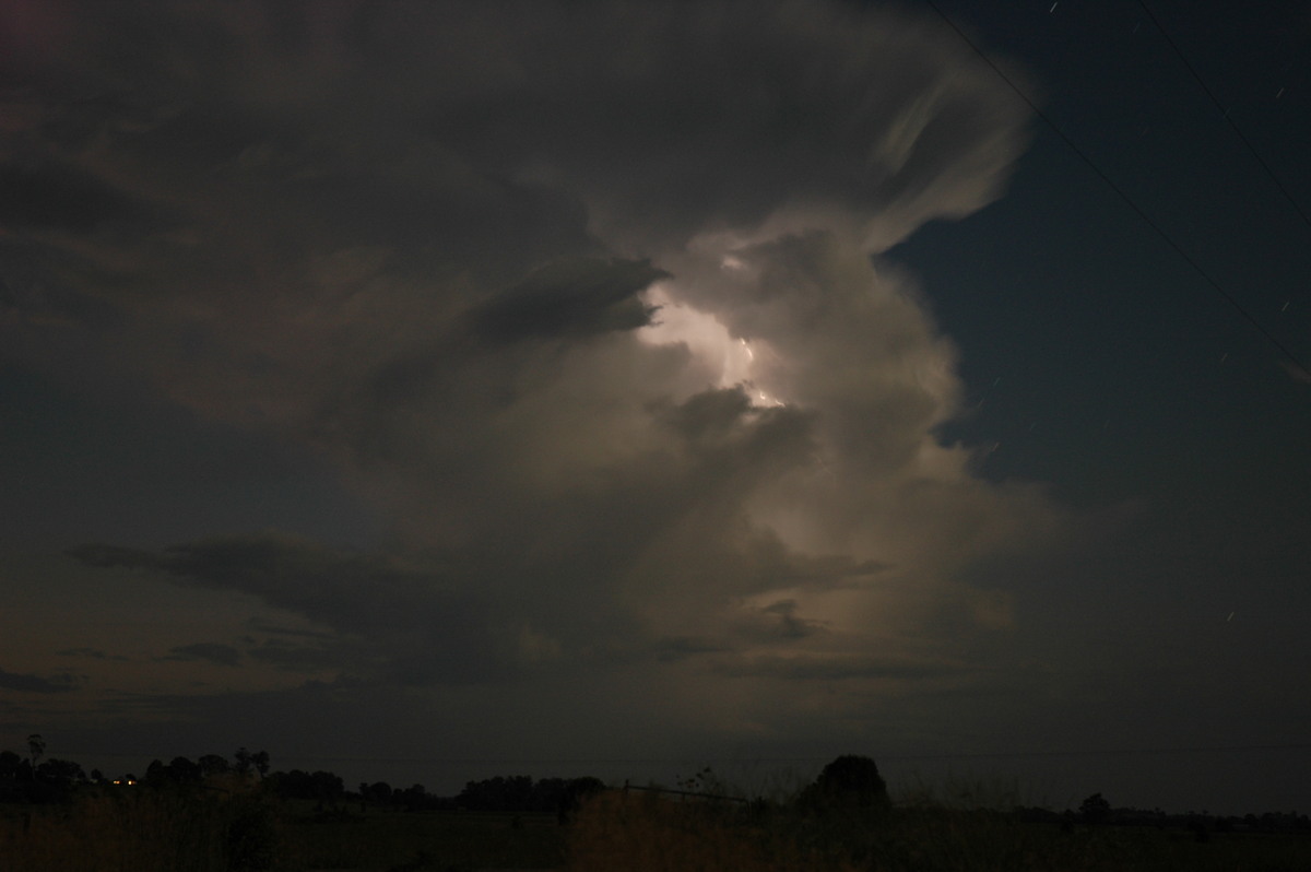 lightning lightning_bolts : Coraki, NSW   21 January 2005