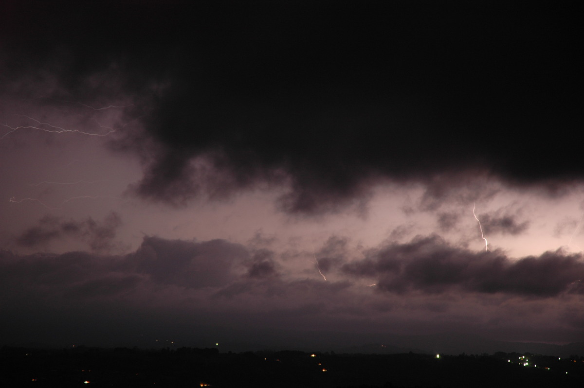 lightning lightning_bolts : McLeans Ridges, NSW   2 February 2005