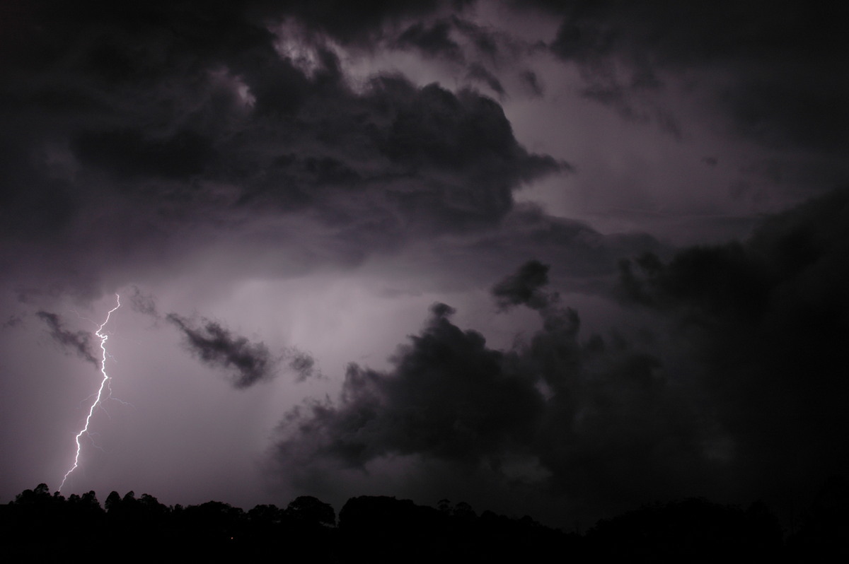 lightning lightning_bolts : McLeans Ridges, NSW   17 February 2005