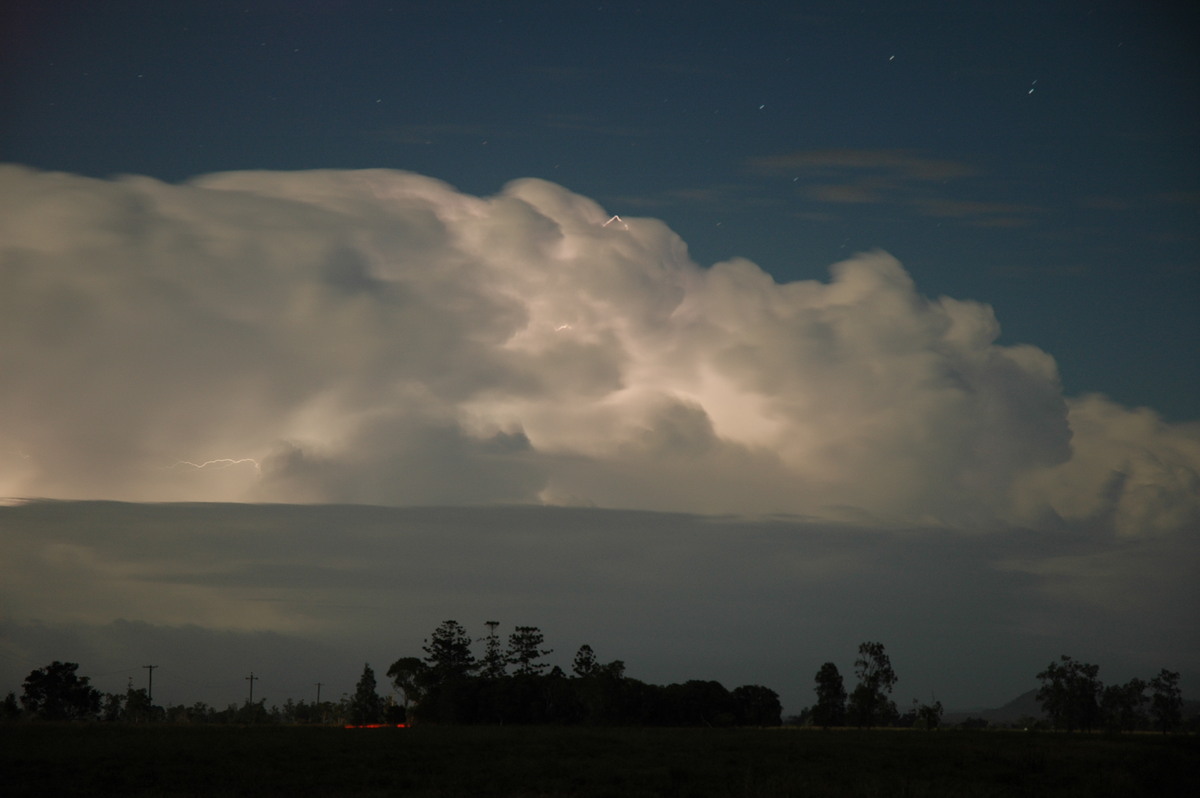 lightning lightning_bolts : Coraki, NSW   25 March 2005