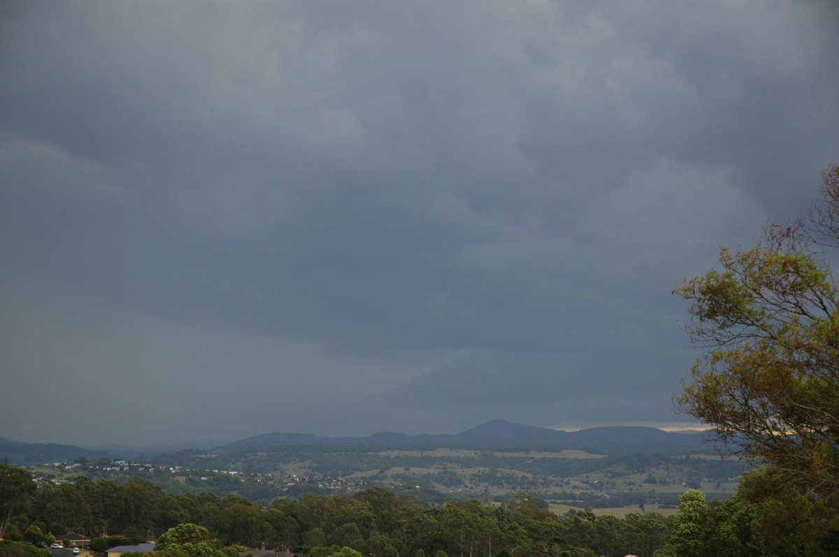 cumulonimbus thunderstorm_base : Lismore, NSW   26 March 2005