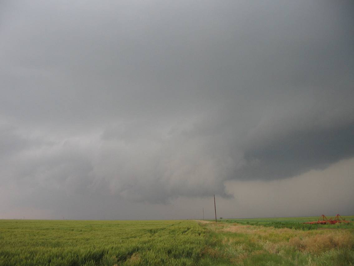 cumulonimbus supercell_thunderstorm : South Plains, Texas, USA   12 May 2005