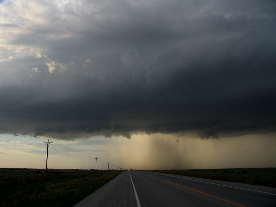 raincascade precipitation_cascade : S of Springfield , Colorado, USA   28 May 2005