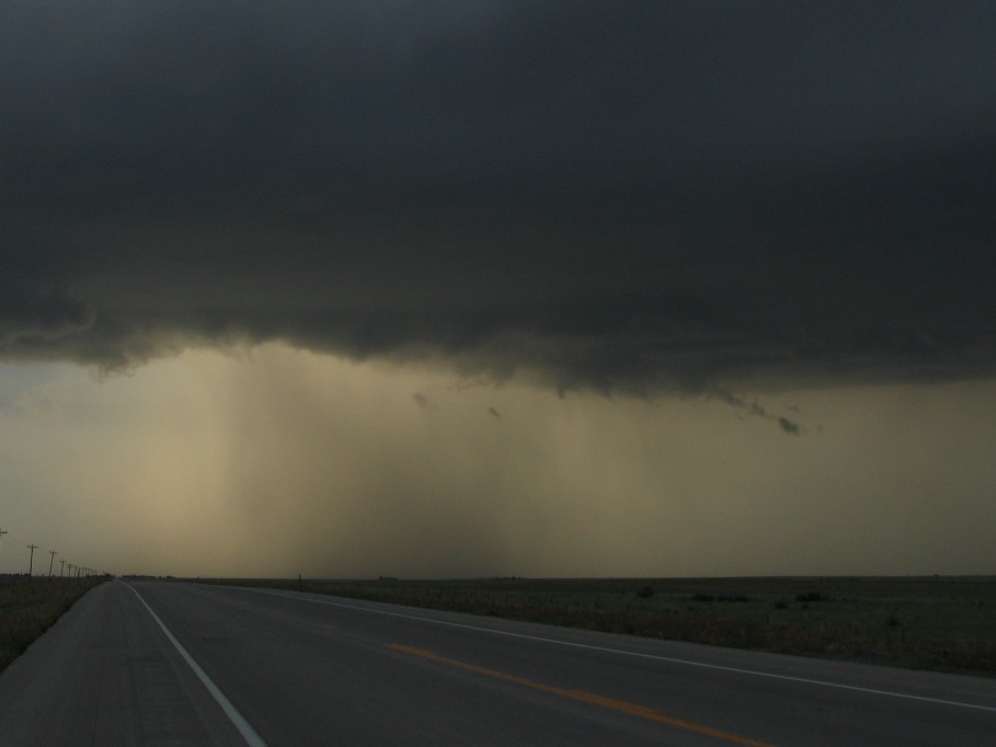 cumulonimbus thunderstorm_base : S of Springfield , Colorado, USA   28 May 2005