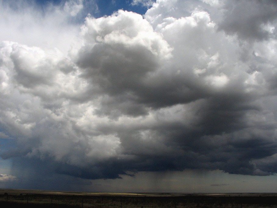 thunderstorm cumulonimbus_incus : near Mount Dore, New Mexico, USA   29 May 2005