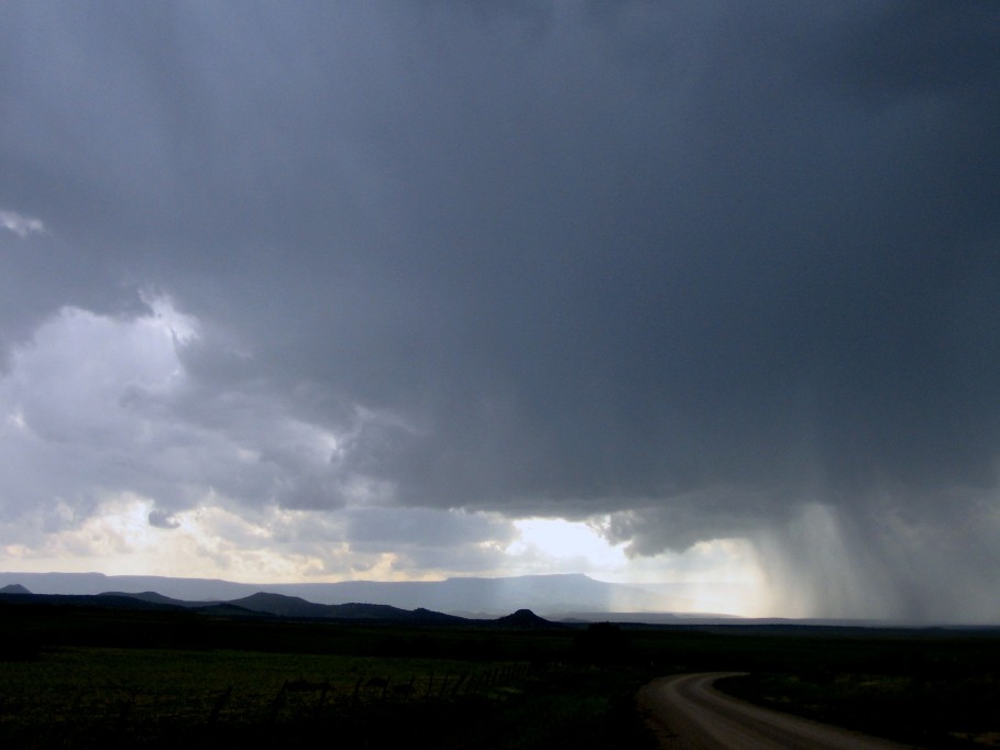 cumulonimbus supercell_thunderstorm : Branson, Colorado, USA   30 May 2005