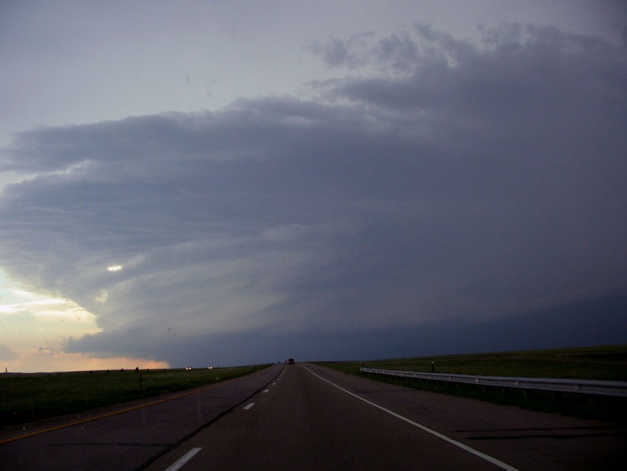 thunderstorm cumulonimbus_incus : I-70 near Flagler, Colorado, USA   2 June 2005