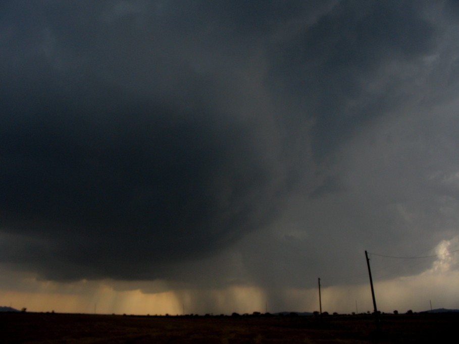 wallcloud thunderstorm_wall_cloud : Mountain Park, N of Snyder, Oklahoma, USA   5 June 2005