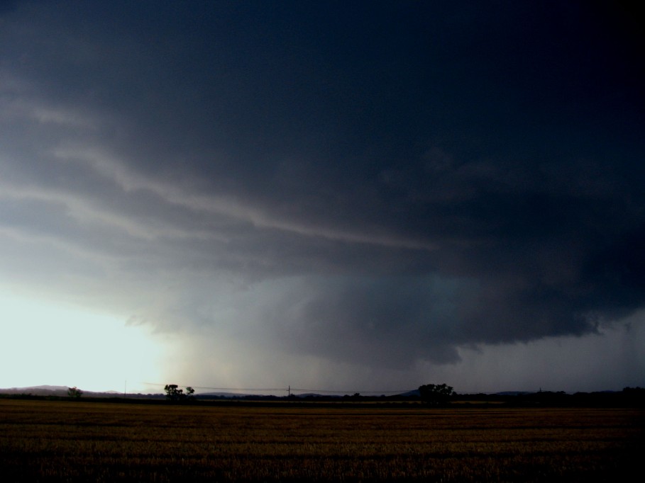 cumulonimbus thunderstorm_base : Mountain Park, N of Snyder, Oklahoma, USA   5 June 2005