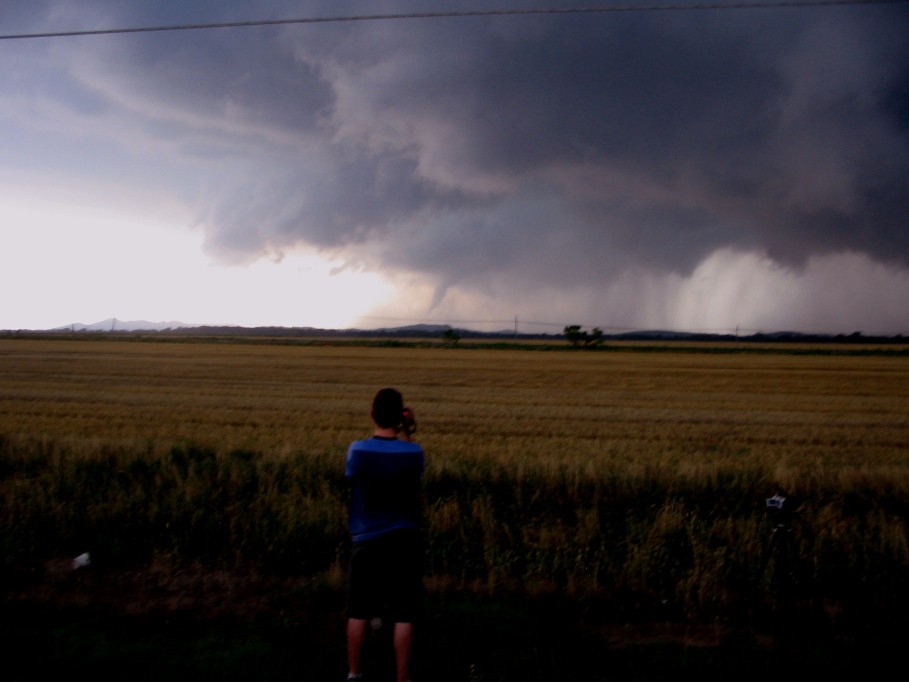 tornadoes funnel_tornado_waterspout : Mountain Park, N of Snyder, Oklahoma, USA   5 June 2005