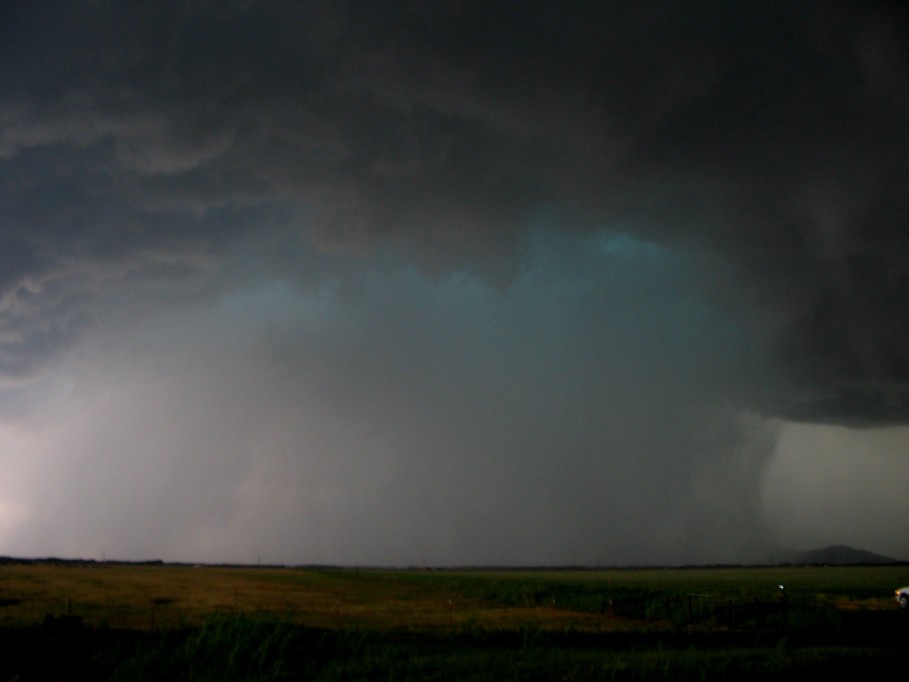 cumulonimbus thunderstorm_base : near Snyder, Oklahoma, USA   5 June 2005