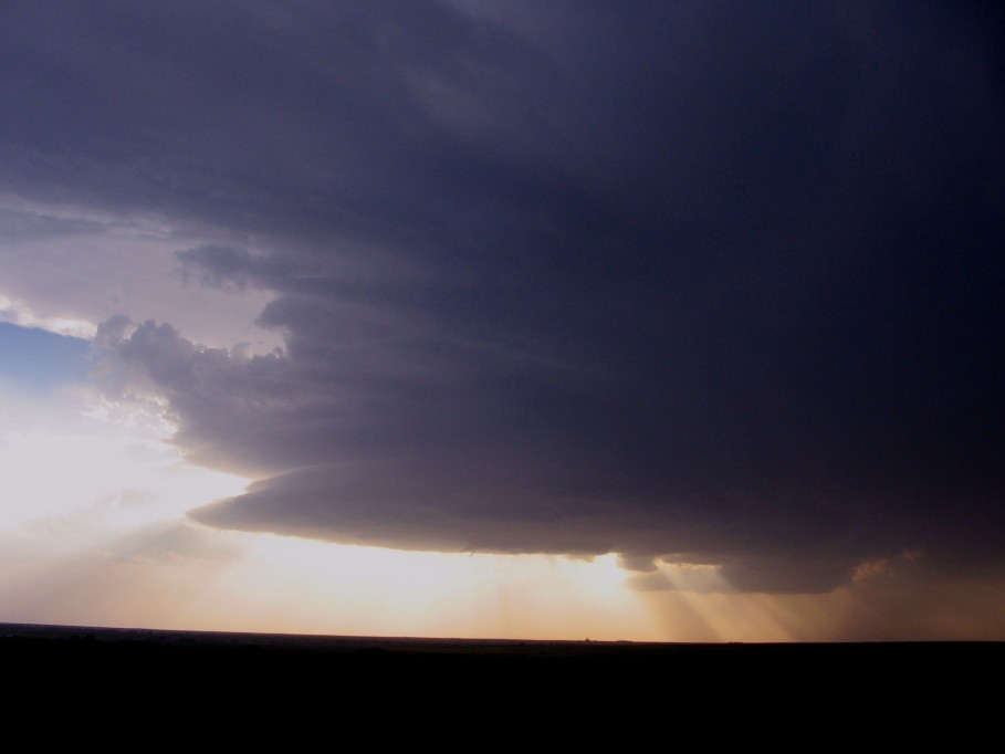 wallcloud thunderstorm_wall_cloud : Lebanon, Nebraska, USA   6 June 2005