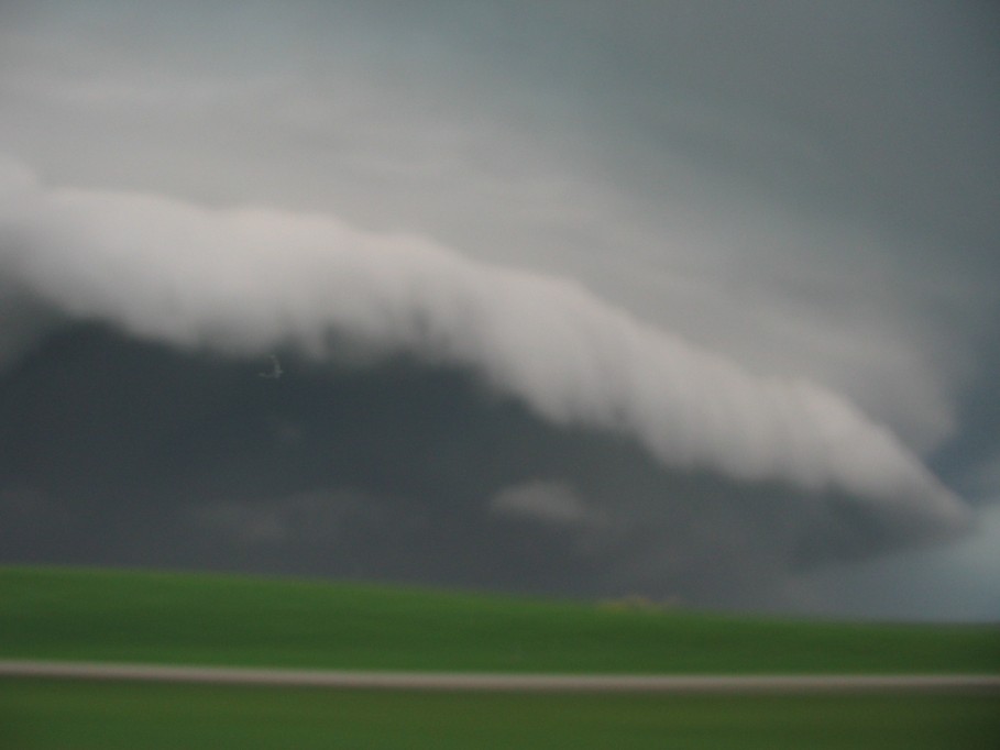 cumulonimbus supercell_thunderstorm : I-90 E of Stamford, South Dakota, USA   7 June 2005