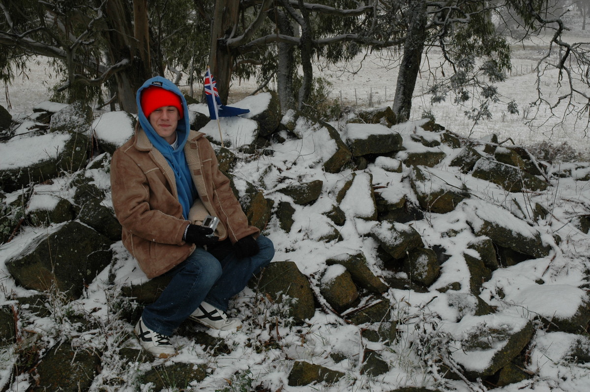 snow snow_pictures : Ben Lomond, NSW   23 June 2005