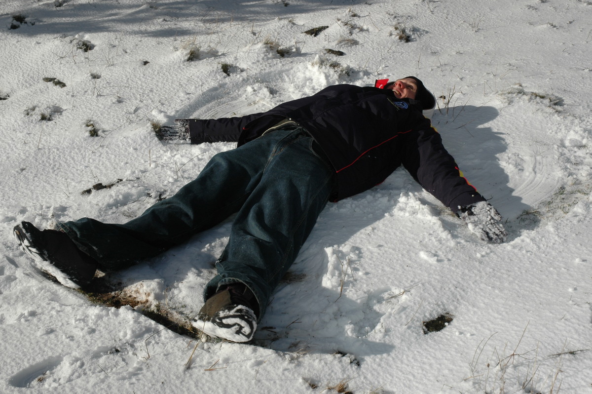 snow snow_pictures : Ben Lomond, NSW   23 June 2005