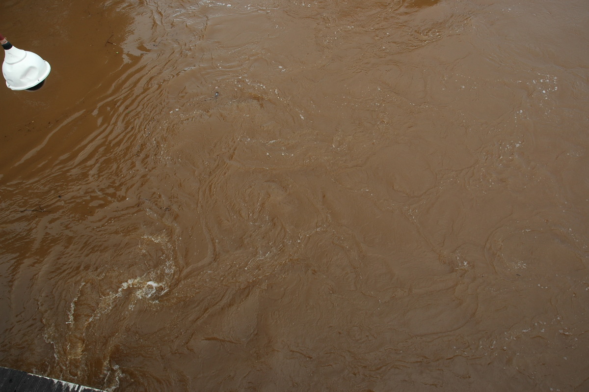 flashflooding flood_pictures : Lismore, NSW   30 June 2005