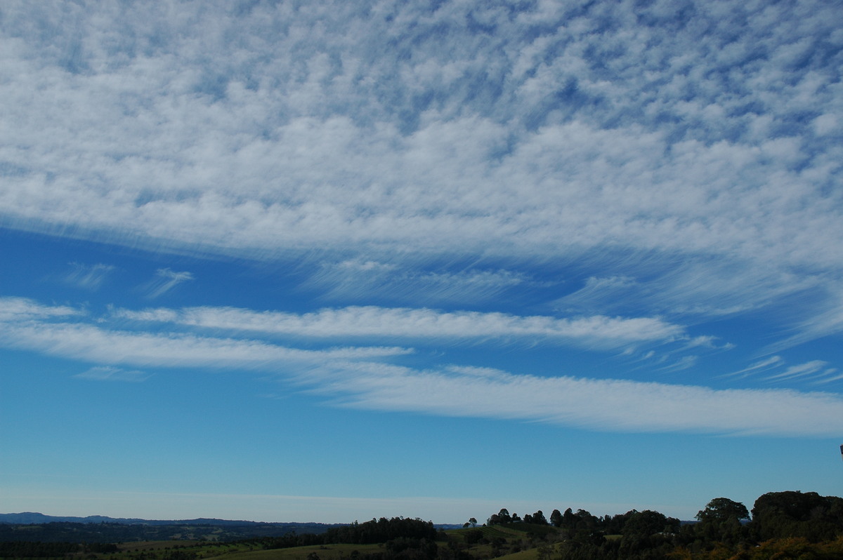 virga virga_pictures : McLeans Ridges, NSW   11 August 2005