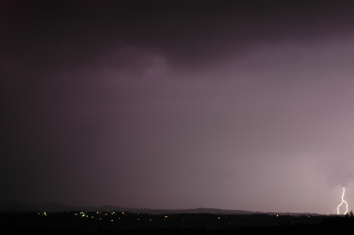 lightning lightning_bolts : McLeans Ridges, NSW   11 September 2005