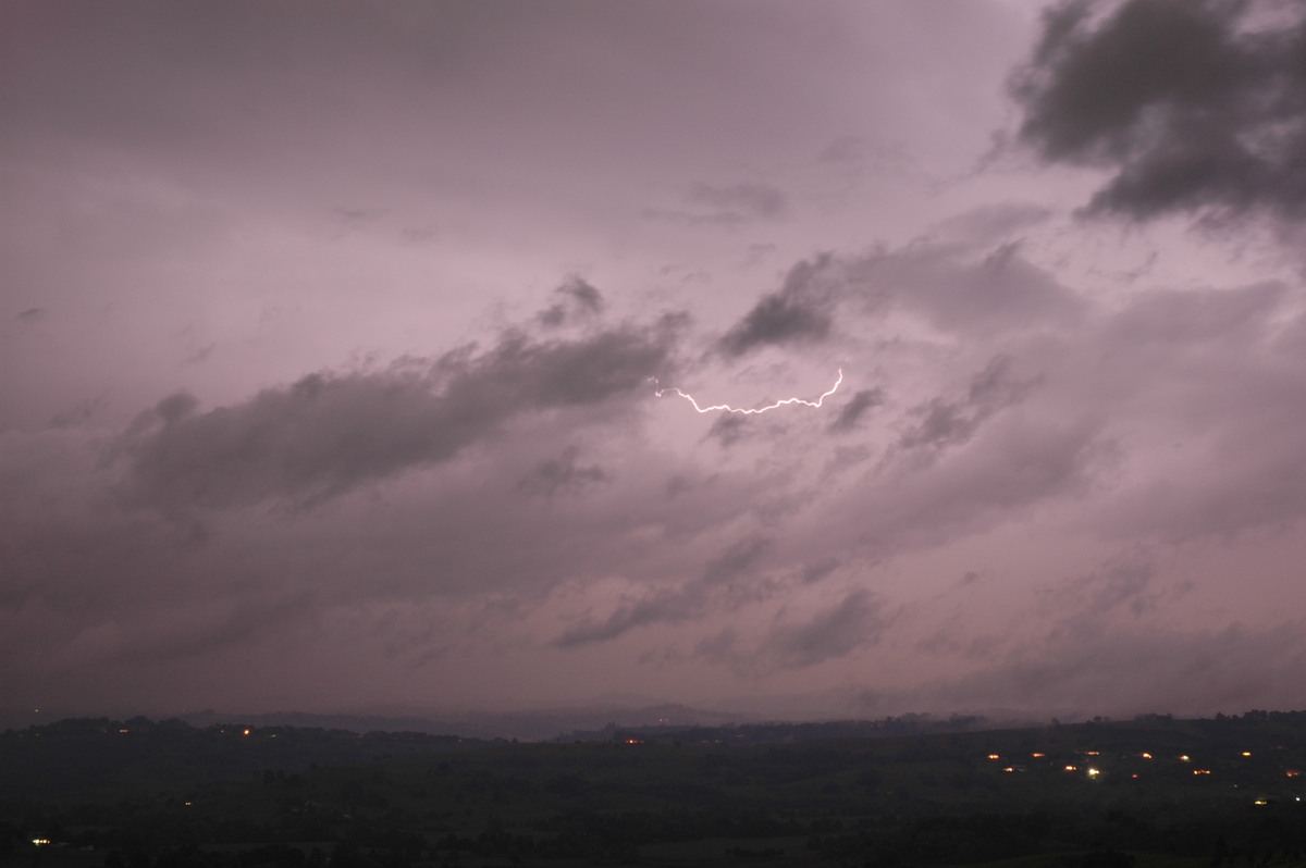 lightning lightning_bolts : McLeans Ridges, NSW   16 September 2005