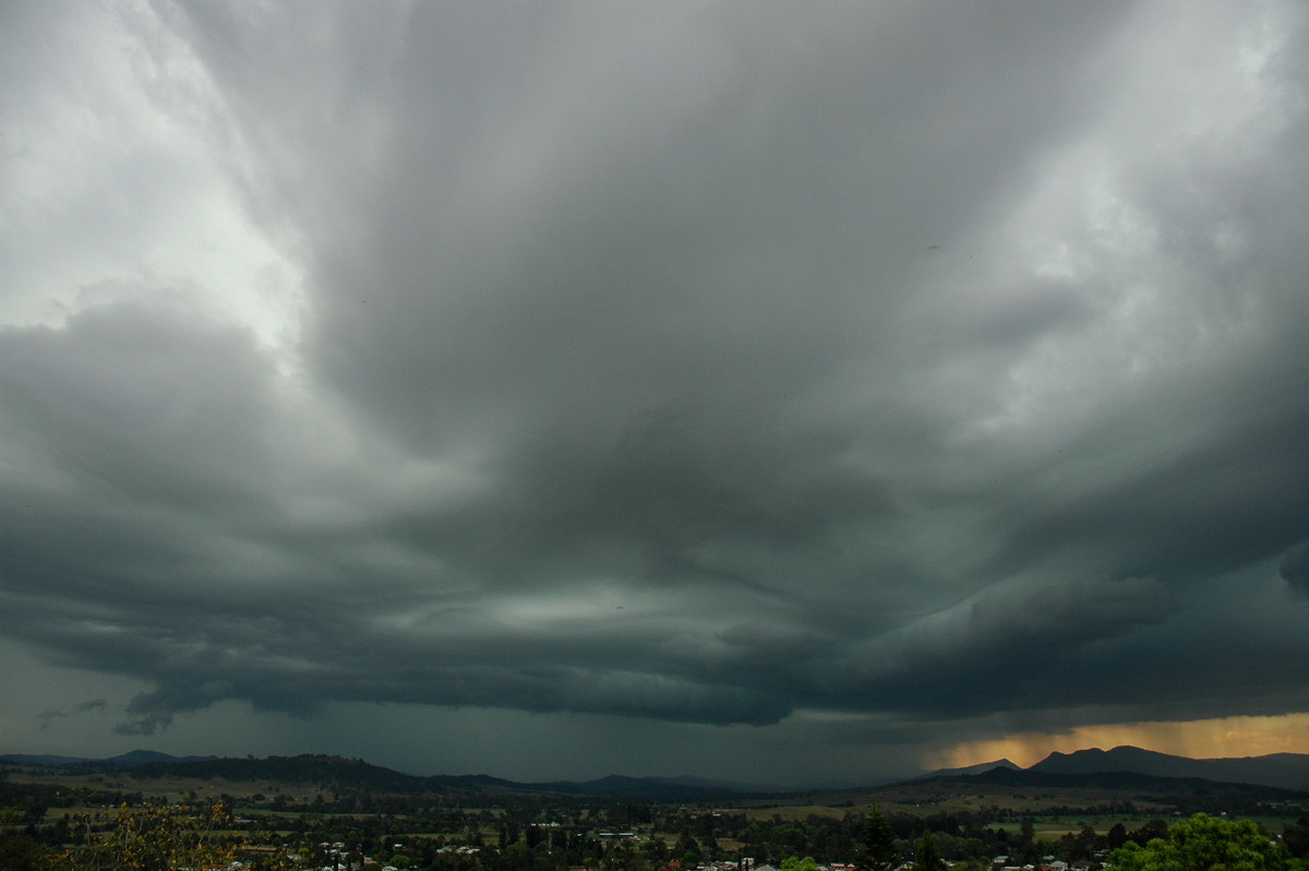 cumulonimbus thunderstorm_base : Kyogle, NSW   27 September 2005