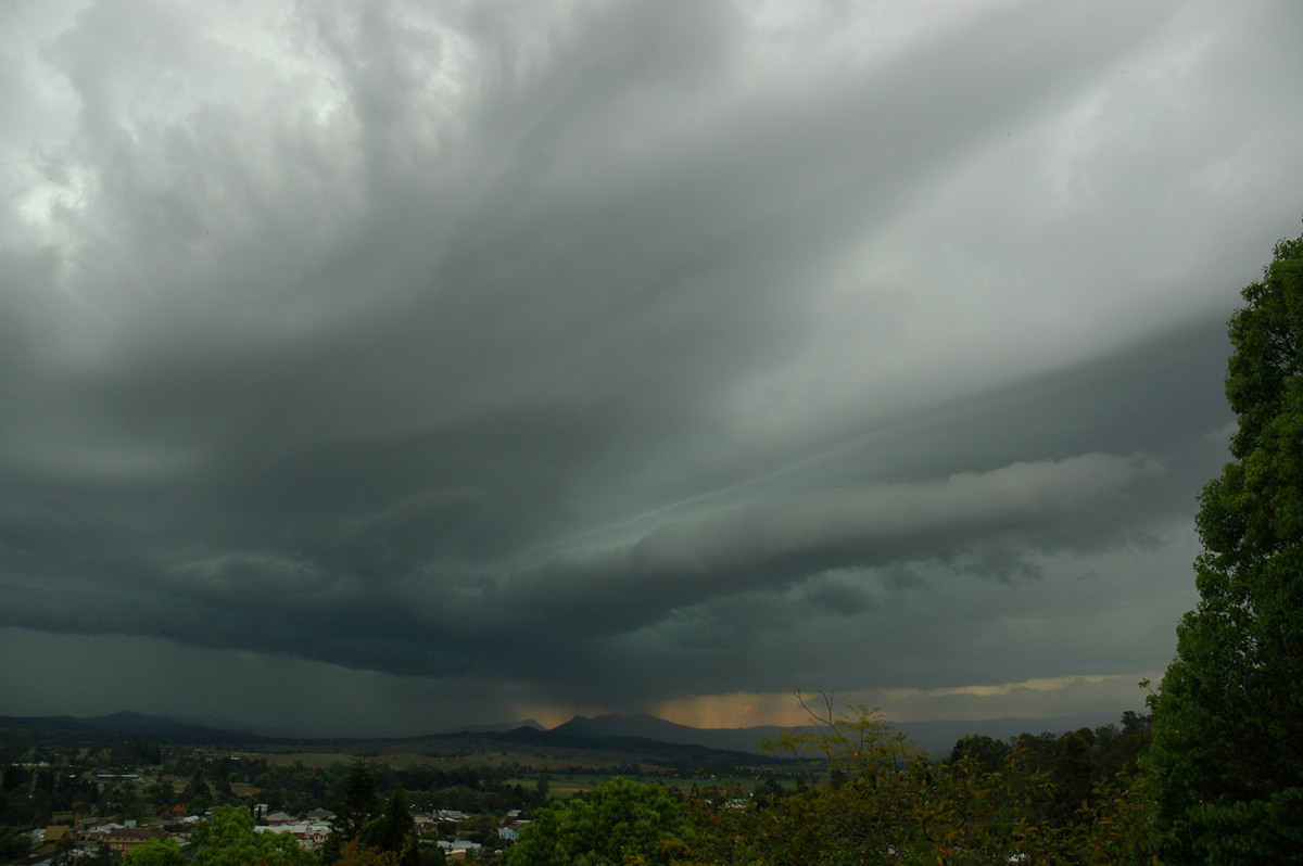 cumulonimbus thunderstorm_base : Kyogle, NSW   27 September 2005