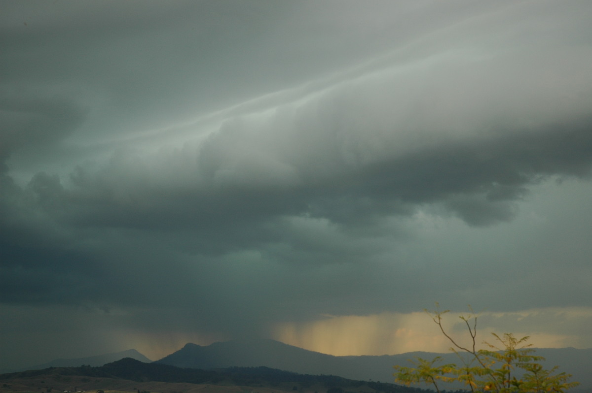 shelfcloud shelf_cloud : Kyogle, NSW   27 September 2005