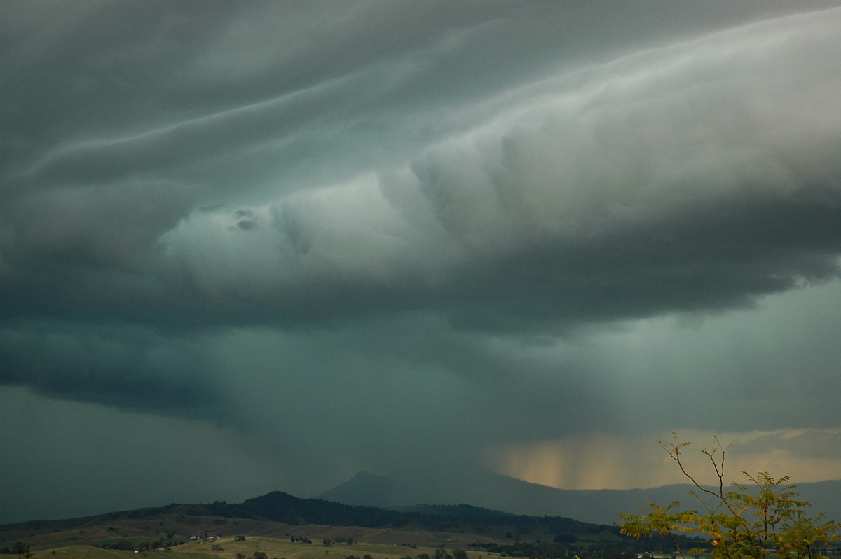 shelfcloud shelf_cloud : Kyogle, NSW   27 September 2005