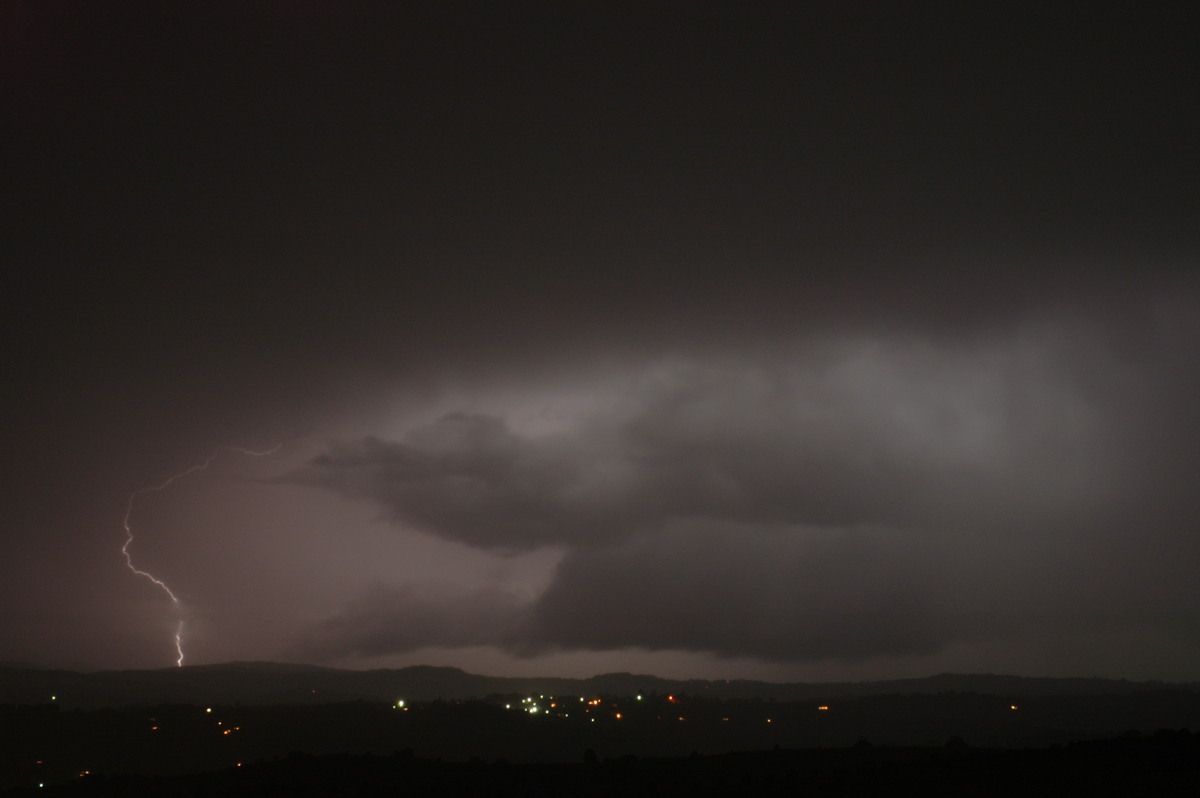 lightning lightning_bolts : McLeans Ridges, NSW   24 October 2005