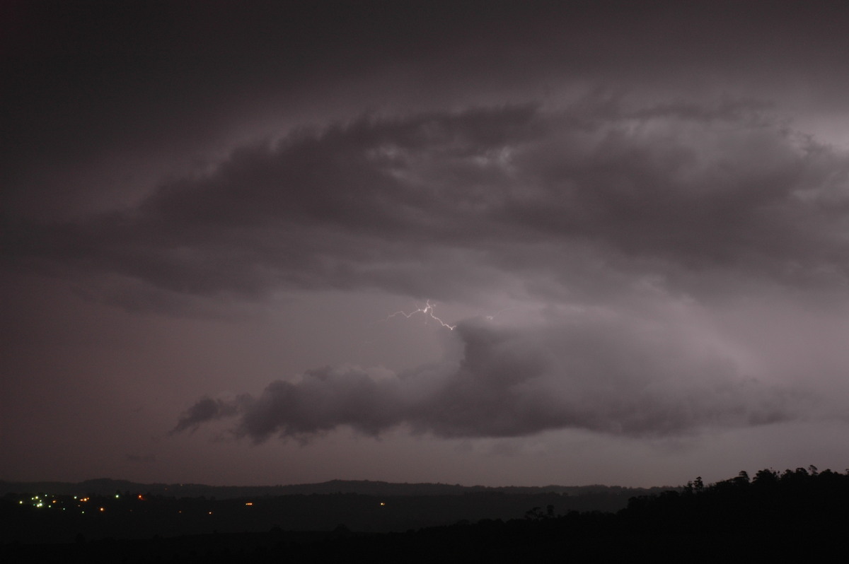 lightning lightning_bolts : McLeans Ridges, NSW   24 October 2005