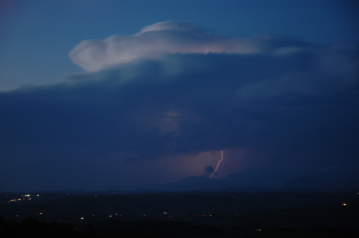 lightning lightning_bolts : McLeans Ridges, NSW   25 October 2005