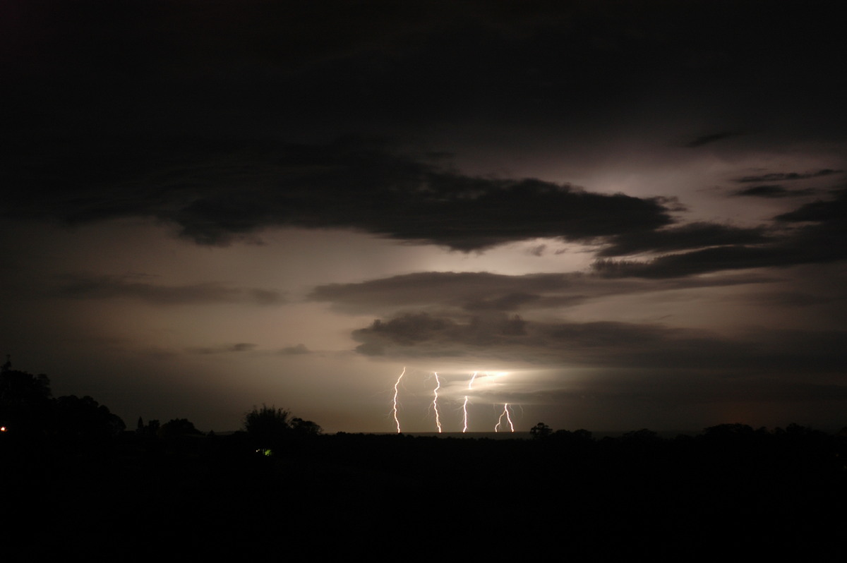 lightning lightning_bolts : Tregeagle, NSW   25 October 2005