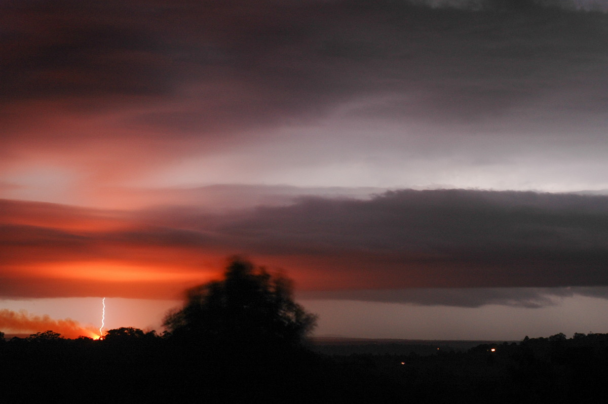 lightning lightning_bolts : Tregeagle, NSW   25 October 2005